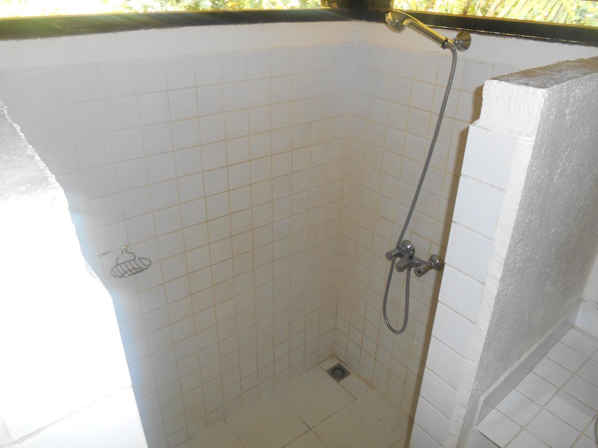 Hôtel Bungalows Tipaniers Iti à Vaianae Extérieur photo